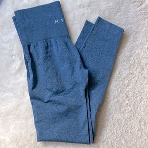 NWOT - NVGTN - blue contour seamless leggings - size S
